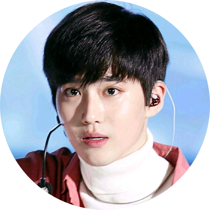 김준면 image
