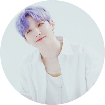 전웅 image