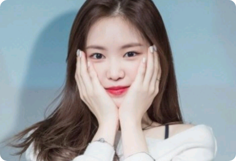 Cô ấy có mối tình đầu không...? thumbnail