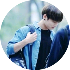 수영선수 오빠 정국 image