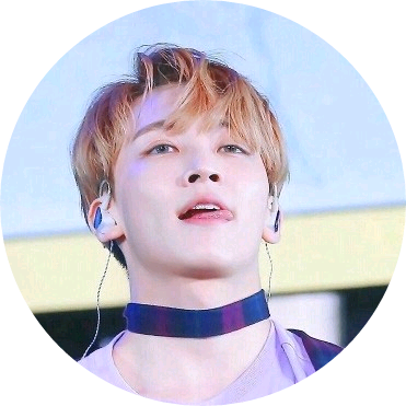 정한  image