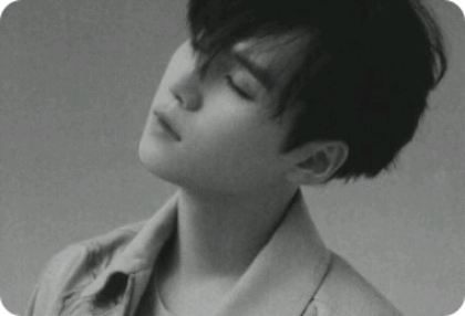 우리라서 행복했고 함께여서 슬펐다  thumbnail