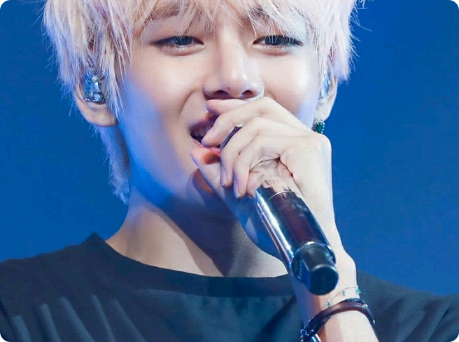 V???? So handsome???? thumbnail