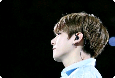 <휴재>편의점 알바생 thumbnail