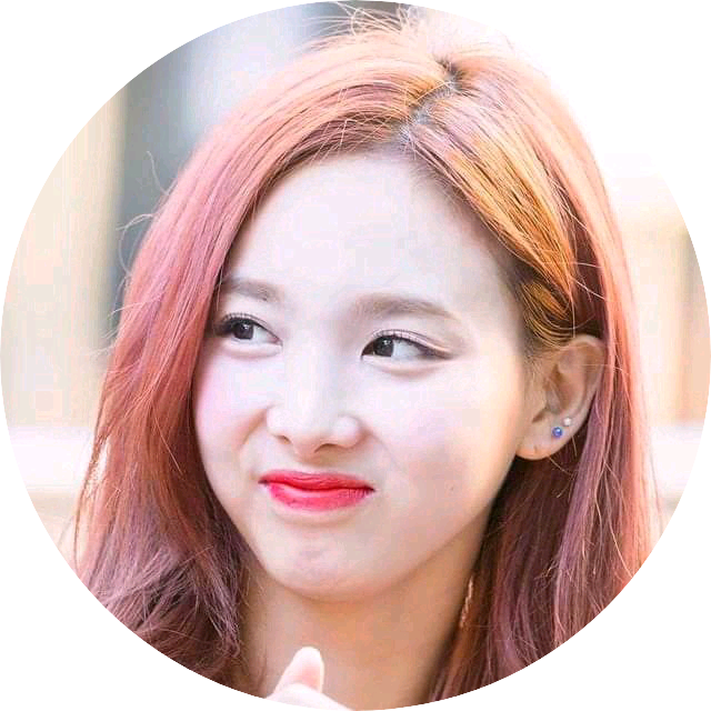 나연(19살) image