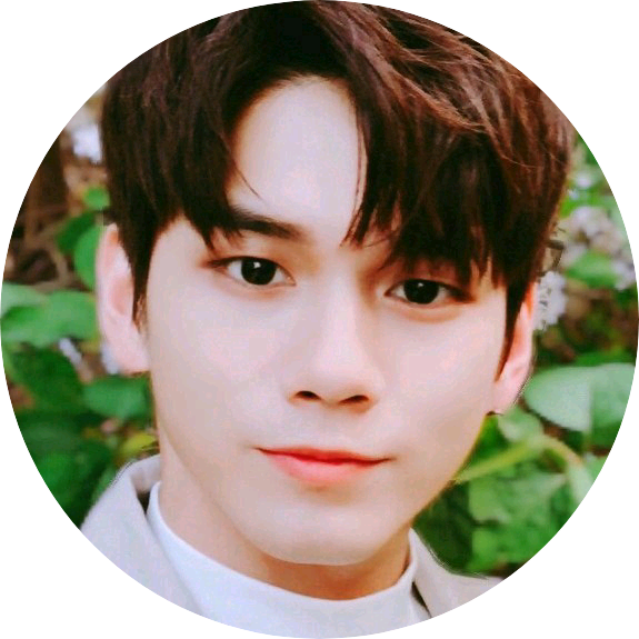 성우(17세) image