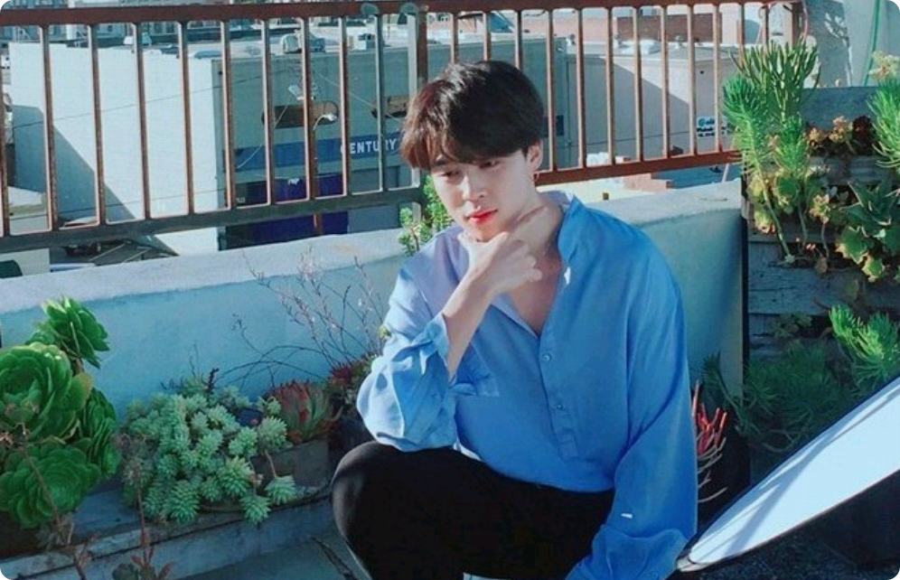 隣の少年 thumbnail