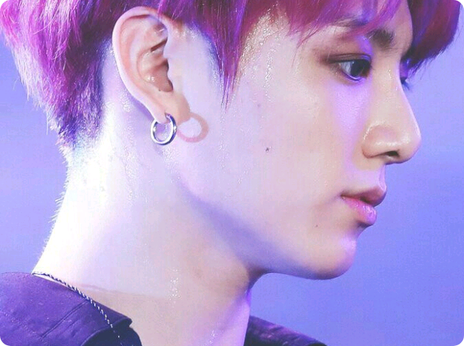 뭘봐, 꼬맹아? thumbnail