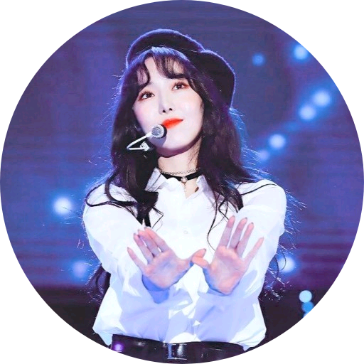 웃는 신비(여주 image
