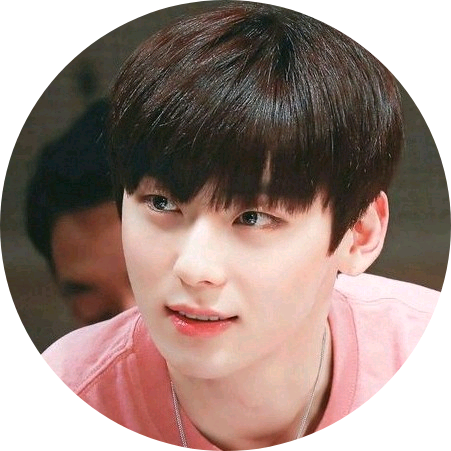 황민현 image