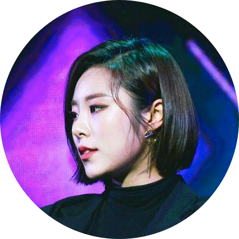 비서(휘인) image