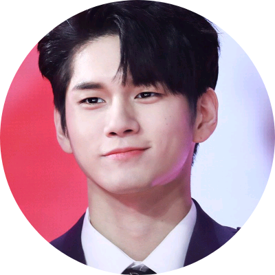 옹 성 우 image