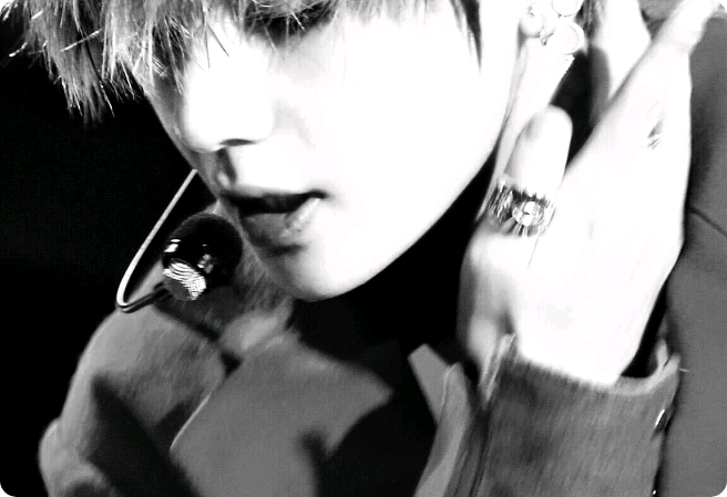 달콤한 입술 위에 Kissing You thumbnail