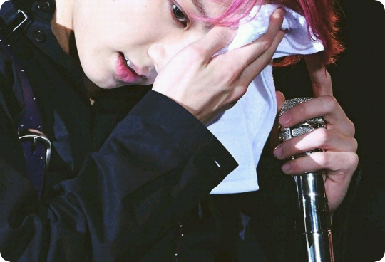 私はまだ月です。 thumbnail