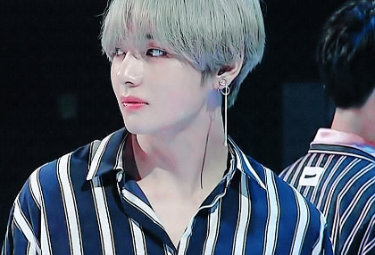 Anh Yêu Em, thumbnail