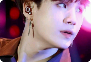 민윤기: 내 어린 시절 친구는 너무 지배적이야. thumbnail