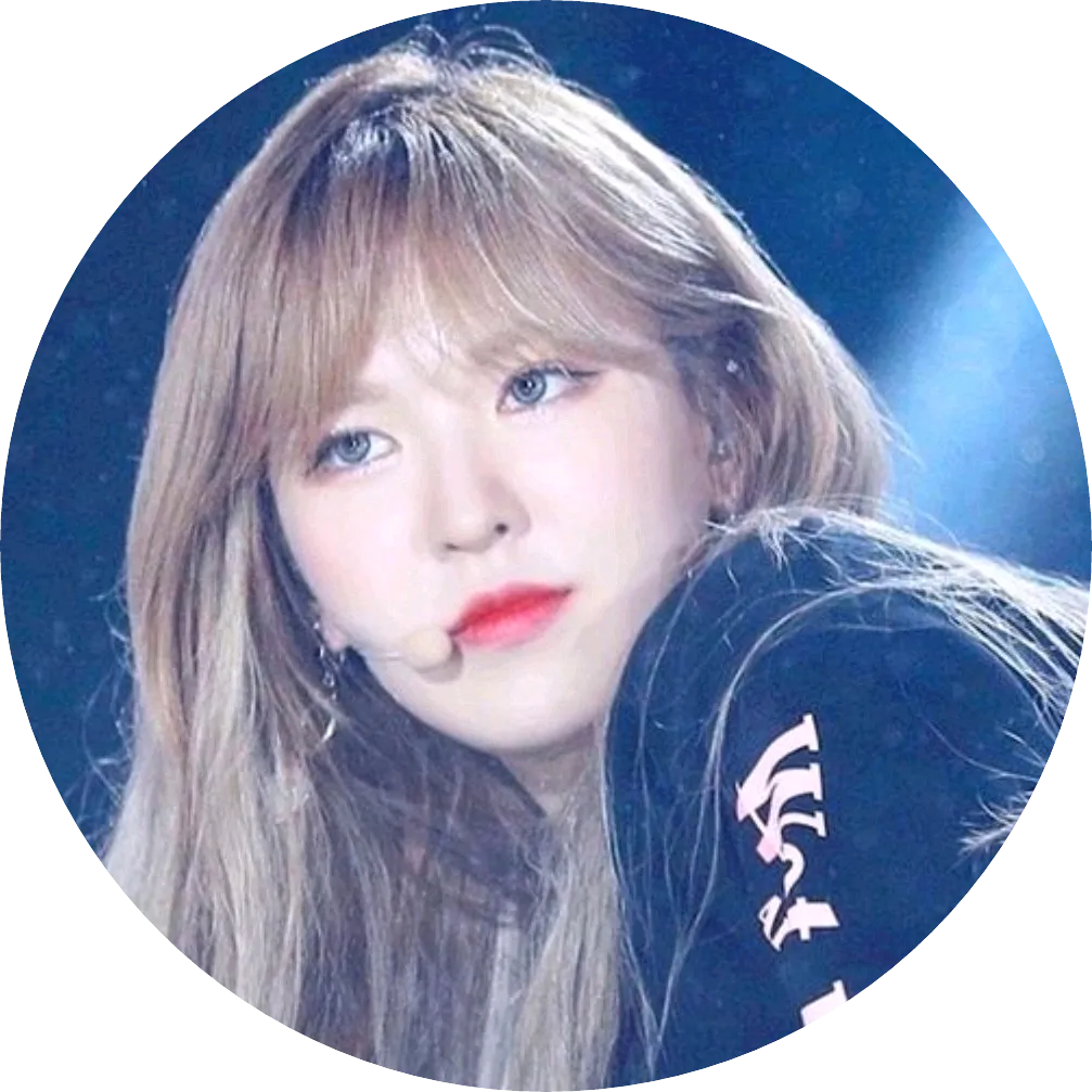 손예진/17/여 image