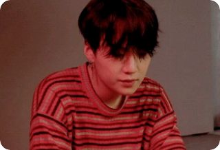 자해하다가 일진 선배한테 피 튀겼어요 thumbnail