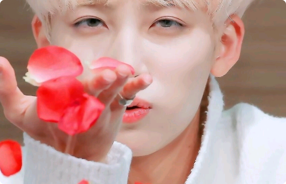 今天我感觉自己被冷落了。 thumbnail