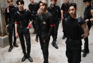 스트레이 키즈 & 스테이 우정 thumbnail