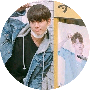 옹성우 image