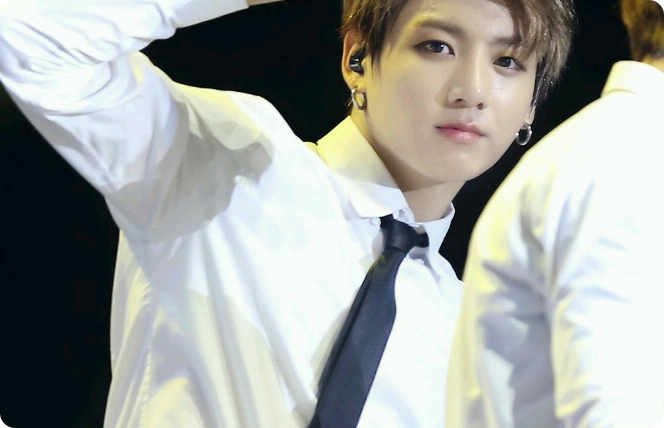 公演中に撮ったジョングクのプイ写真♡ thumbnail