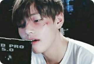 ルームメイトは元彼氏のキム・テヒョンだと？ thumbnail