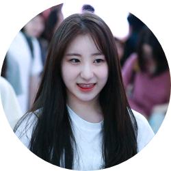 이채연 image