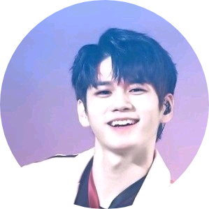 옹성우 image