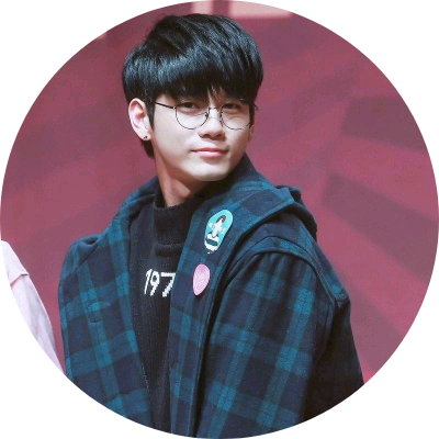 옹성우 image