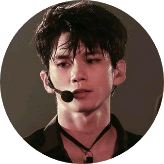 옹성우 image