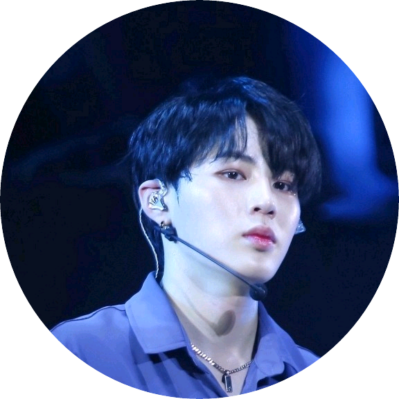 하성운 (W) image