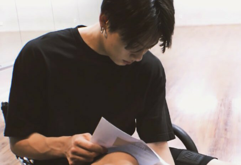 延导演的秘书全正国 thumbnail