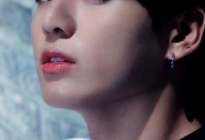 Jungkook, sortons ensemble thumbnail