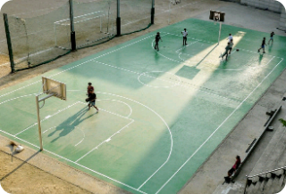 Ne pourrait-on pas passer d'amis à amants ? thumbnail