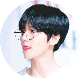 무척이나 잘생긴사람 image