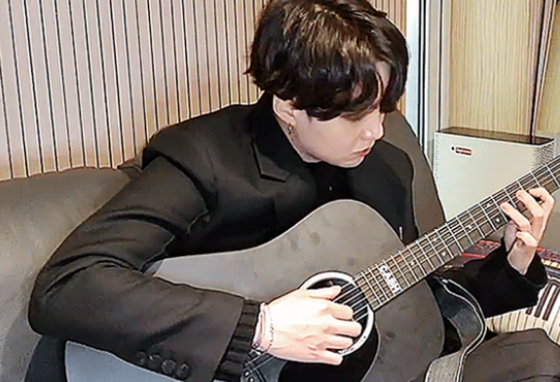 閔氏兄妹 thumbnail