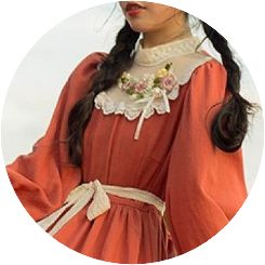 시녀 • 길소아 image