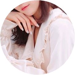 시녀장 • 진하린 image