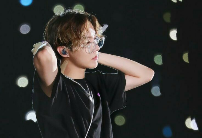 제이홉 사진 thumbnail