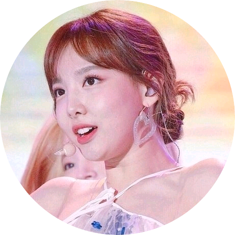 임나연 image