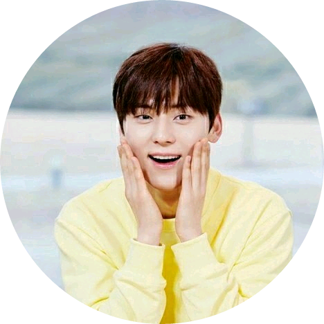 황민현 (25) image