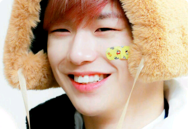 Mi superior descubrió que soy mitad humano y mitad bestia. thumbnail