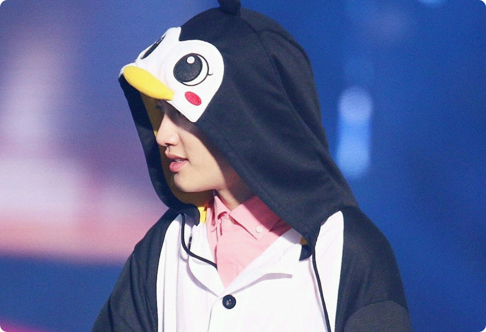 공연이 끝난 엑소 thumbnail