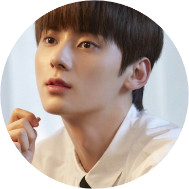 황민현 image