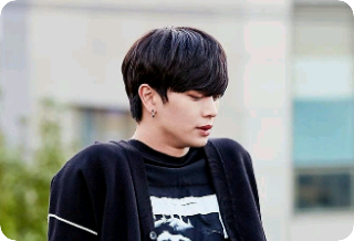 Mio fratello è una celebrità thumbnail