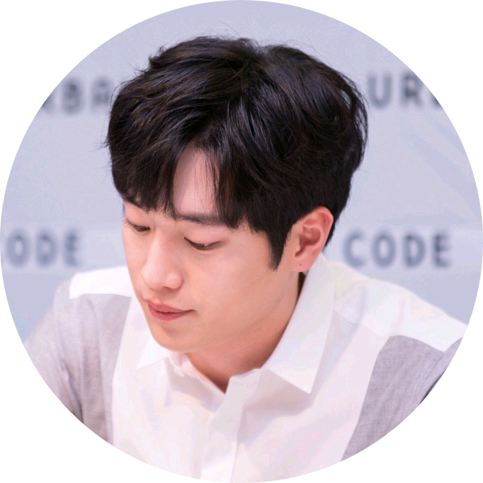최우현 image