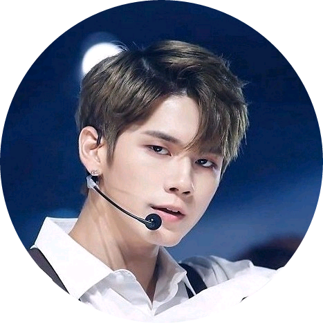 옹성우 image