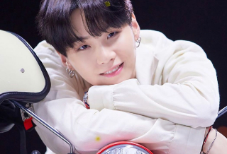 (BL) Bagaimana jika Min Yoongi bosan? thumbnail