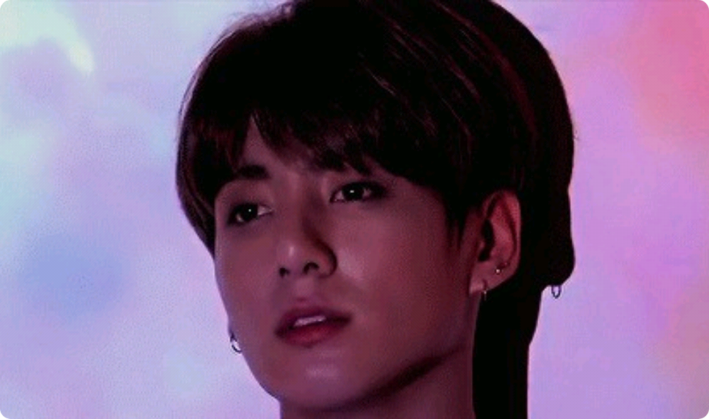 그녀는 뭘로사야합니까? thumbnail